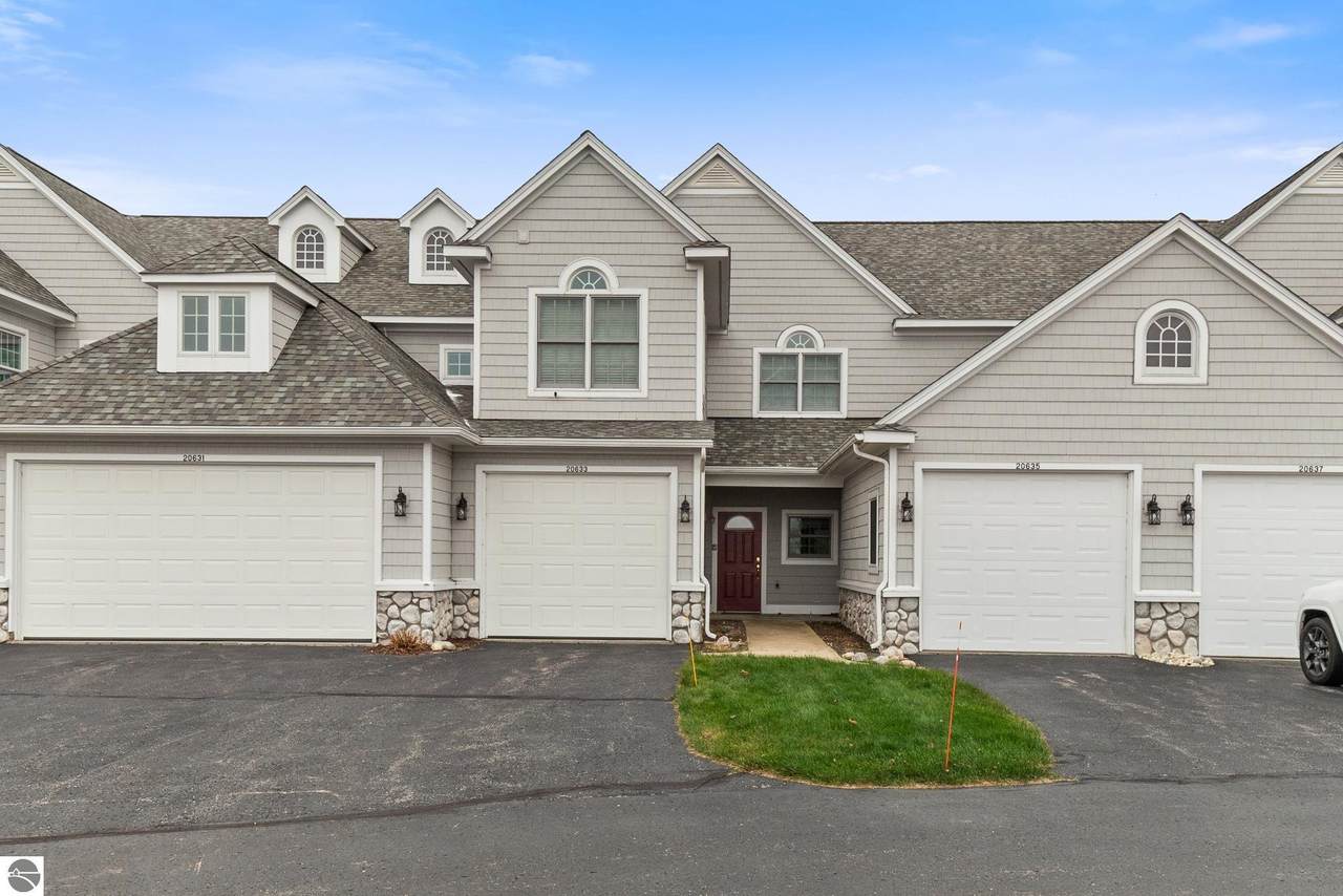 20633 Northern Lights Lane - Photo 1