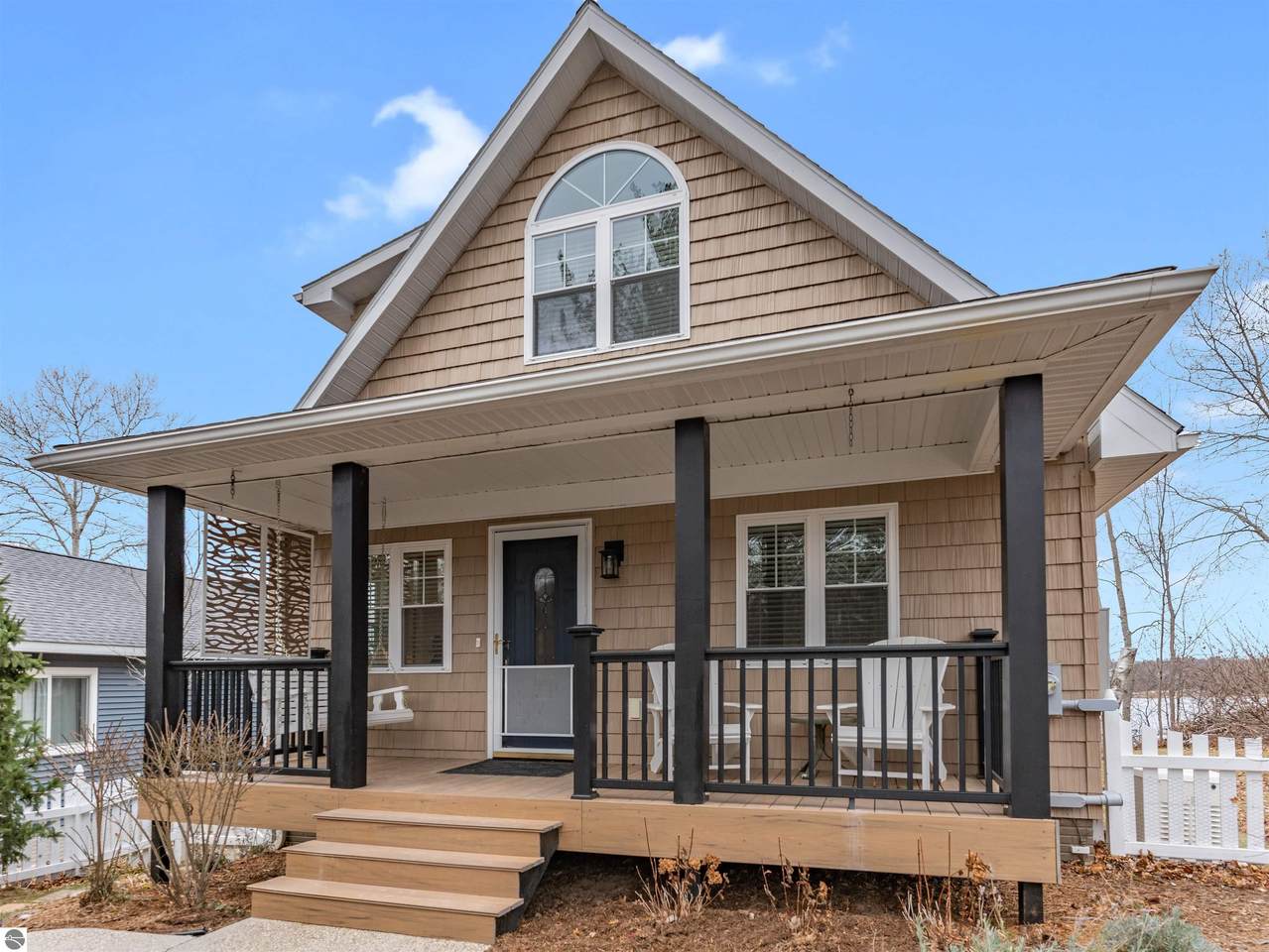4521 Hillcrest - Photo 1
