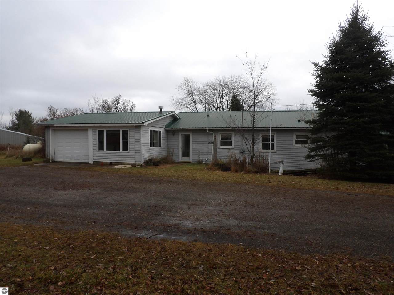 125 Houghton Creek Road - Photo 1