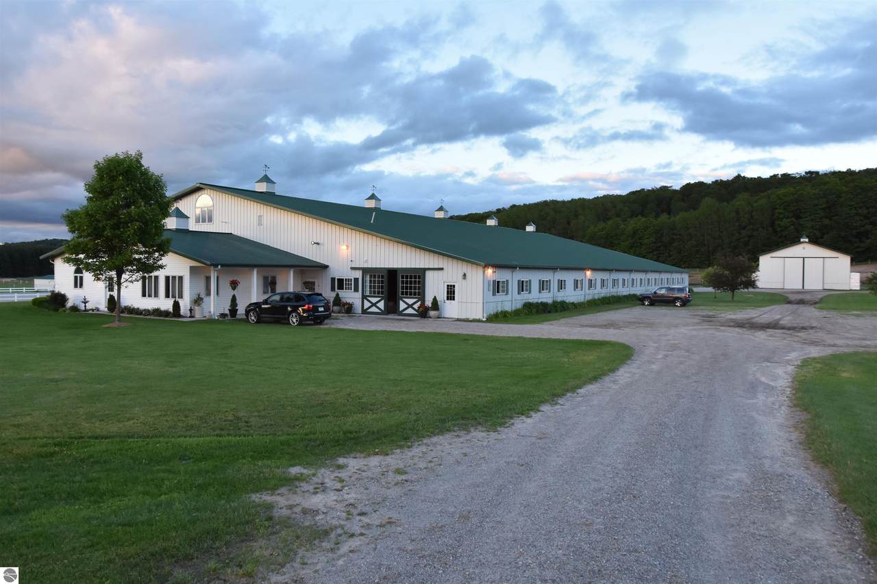 7347 Stachnik Road - Photo 1