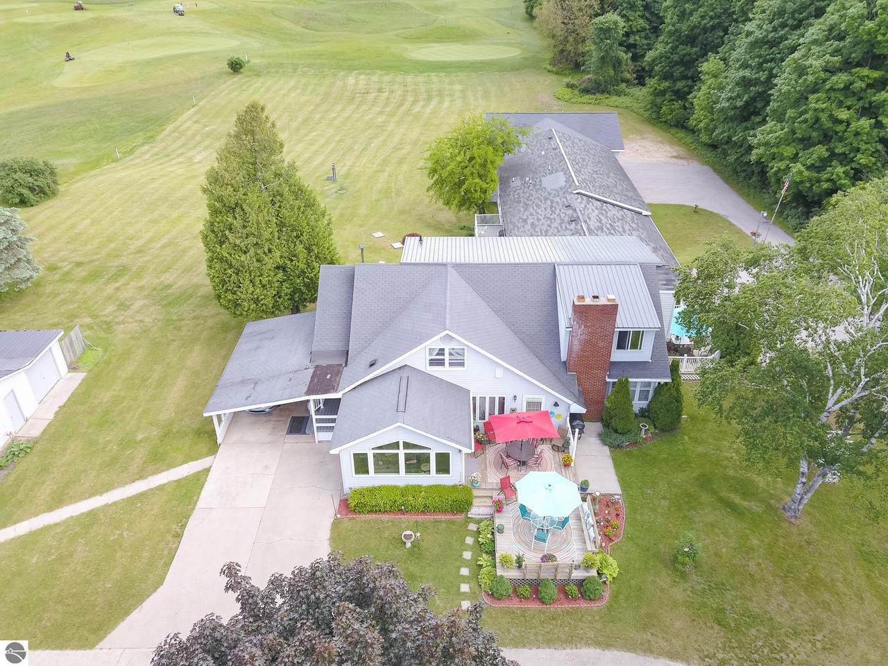 5008 Barney Road - Photo 1
