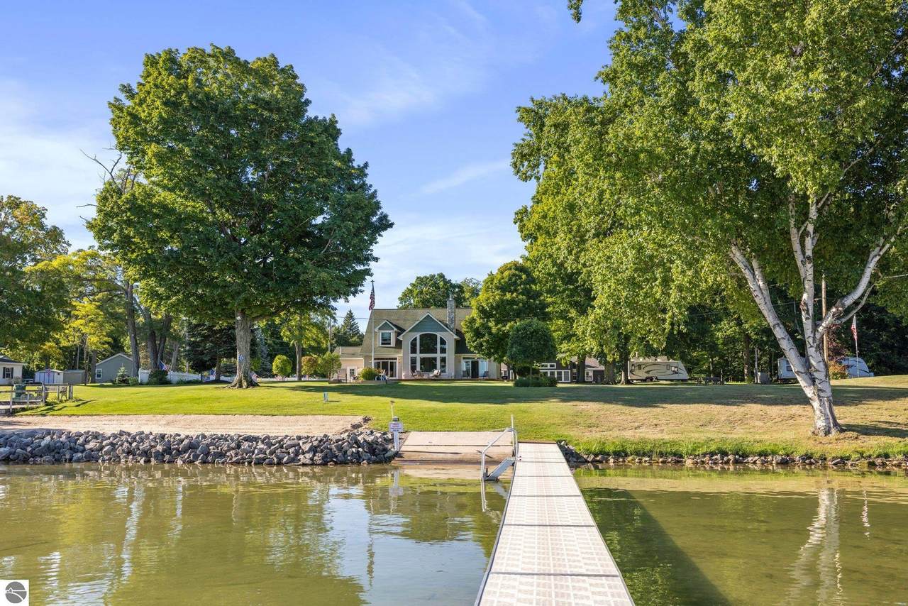 8608 Dorsey Road - Photo 1