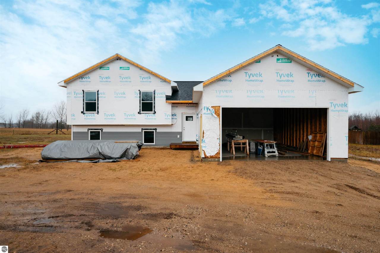 5334 Revella Lane - Photo 1