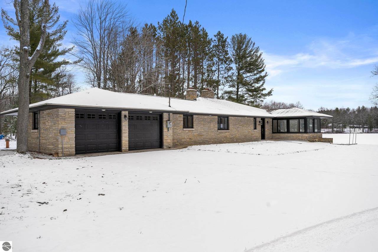 2843 Timber Trail - Photo 1