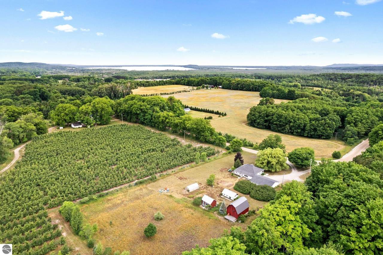 10487 Covey Road - Photo 1
