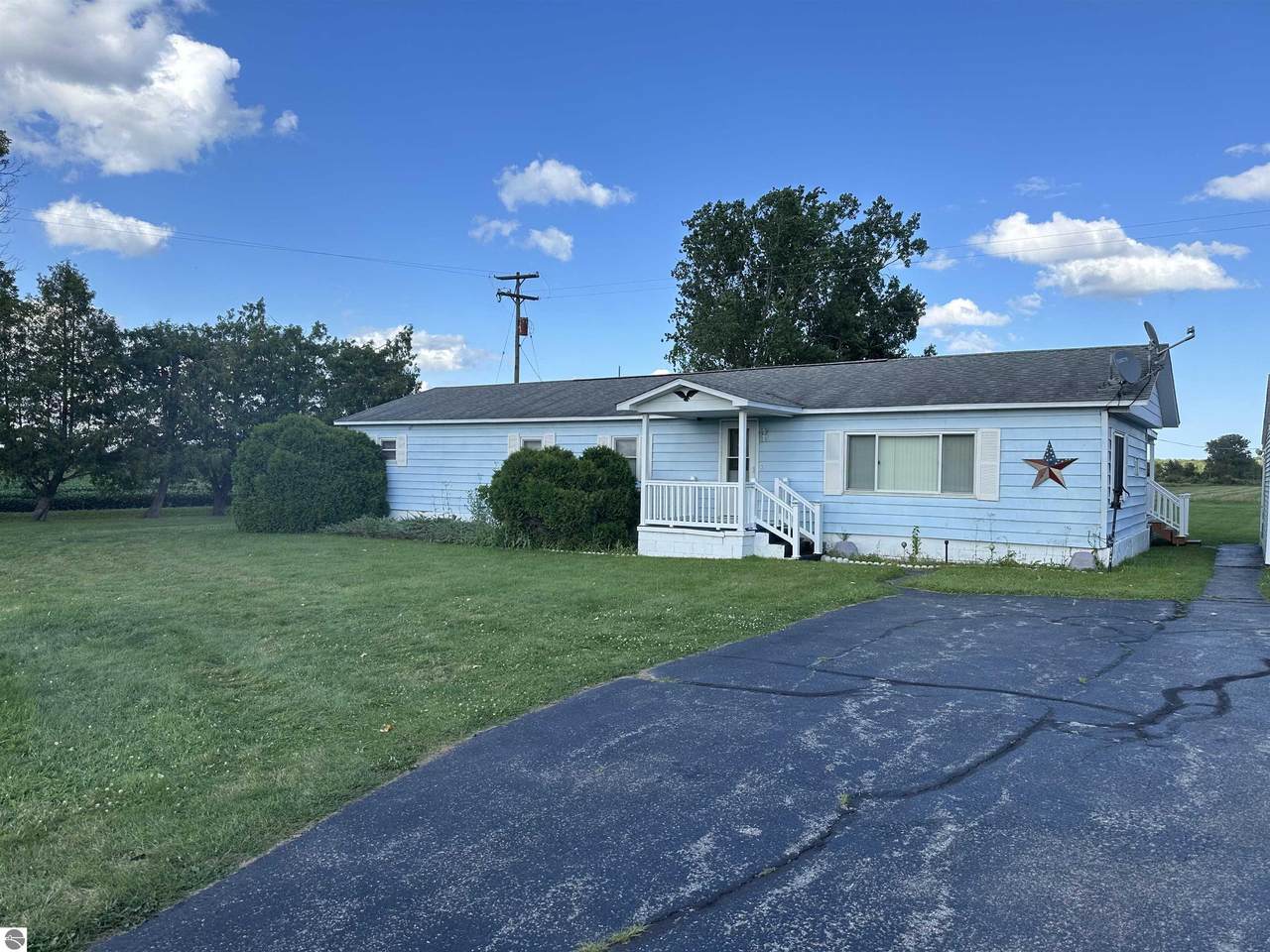 5637 Lincoln Road - Photo 1