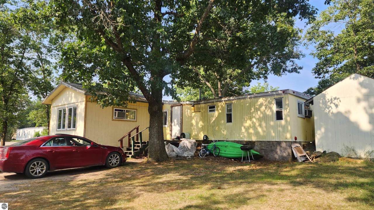 7026 Mohawk Drive - Photo 1