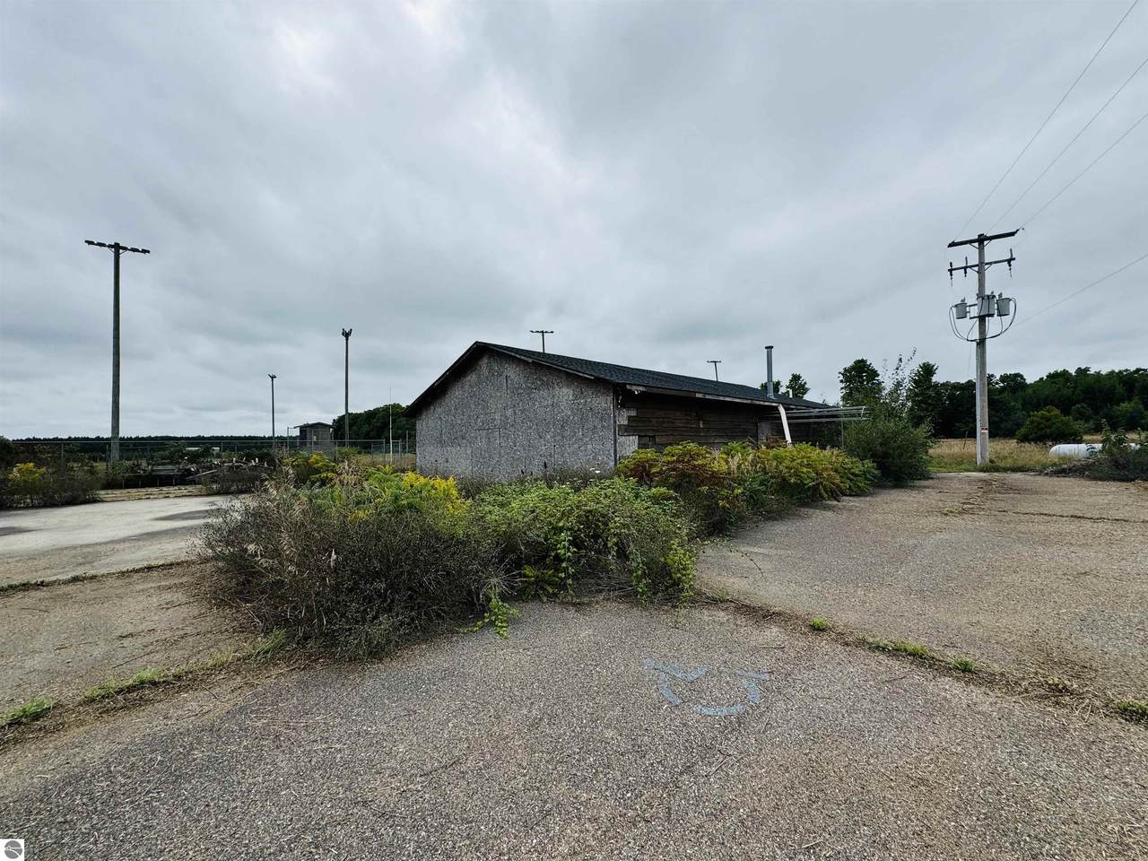 134 Vandermeulen Road - Photo 1