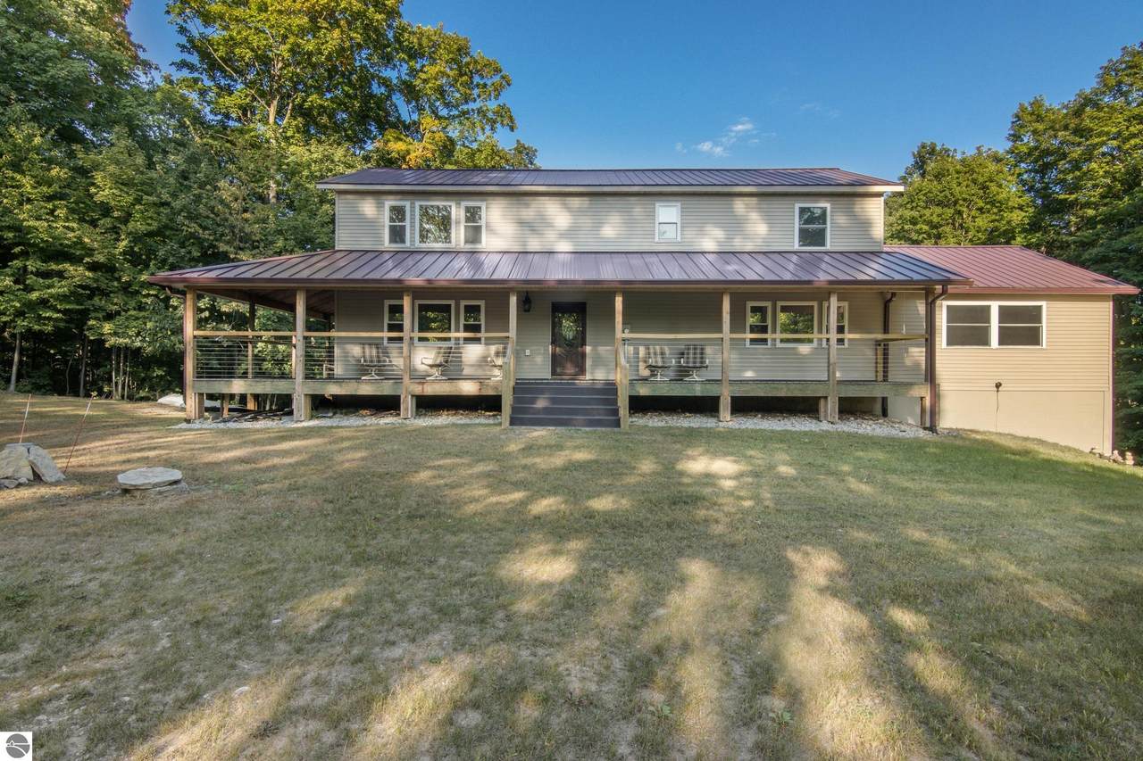 5877 Lake Five Lane - Photo 1