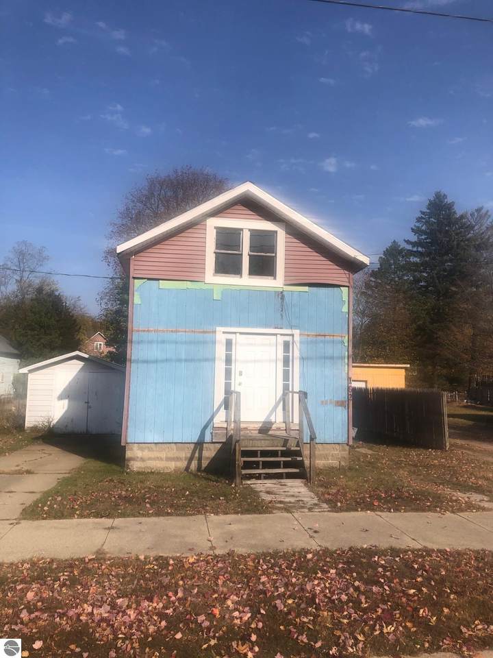 162 Harrison Street - Photo 1