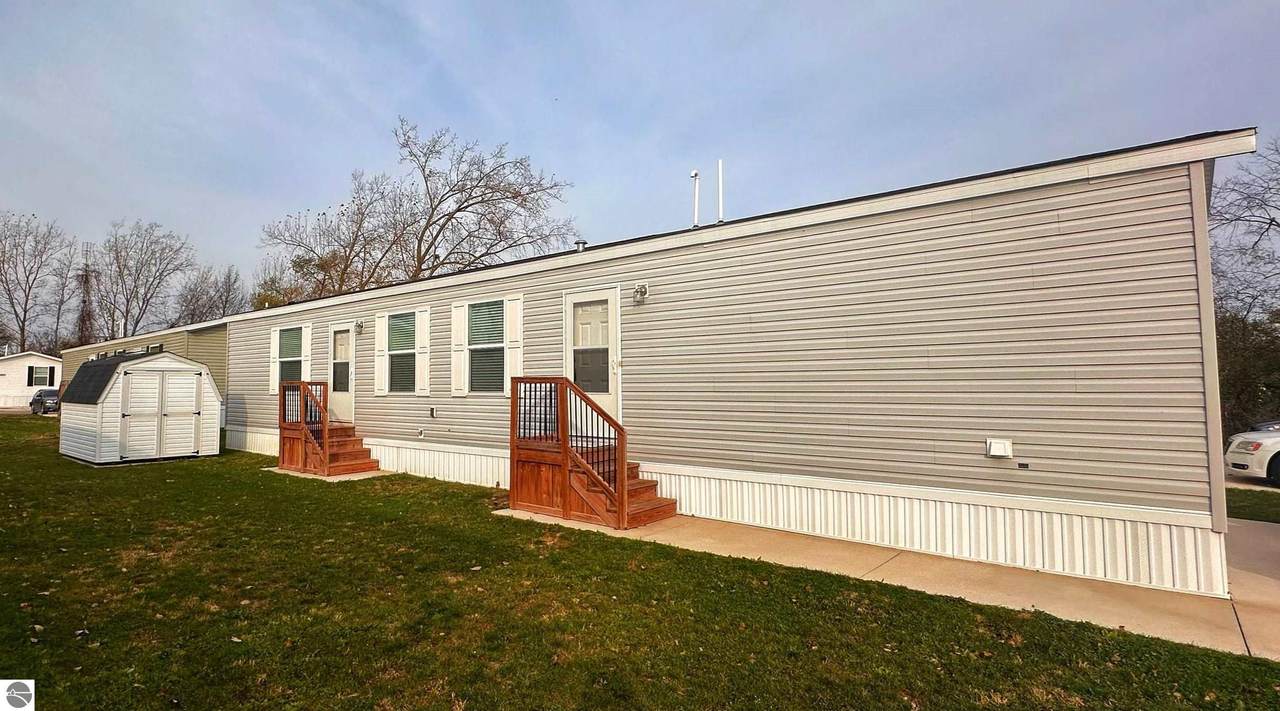 1062 Jefferson Court - Photo 1