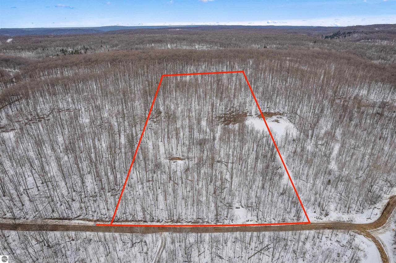 00 Valleyview - Photo 1