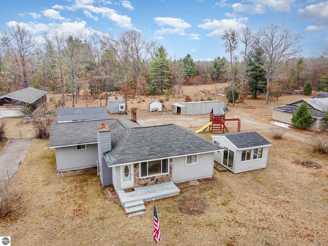 4628 Shady Lane - Photo 1