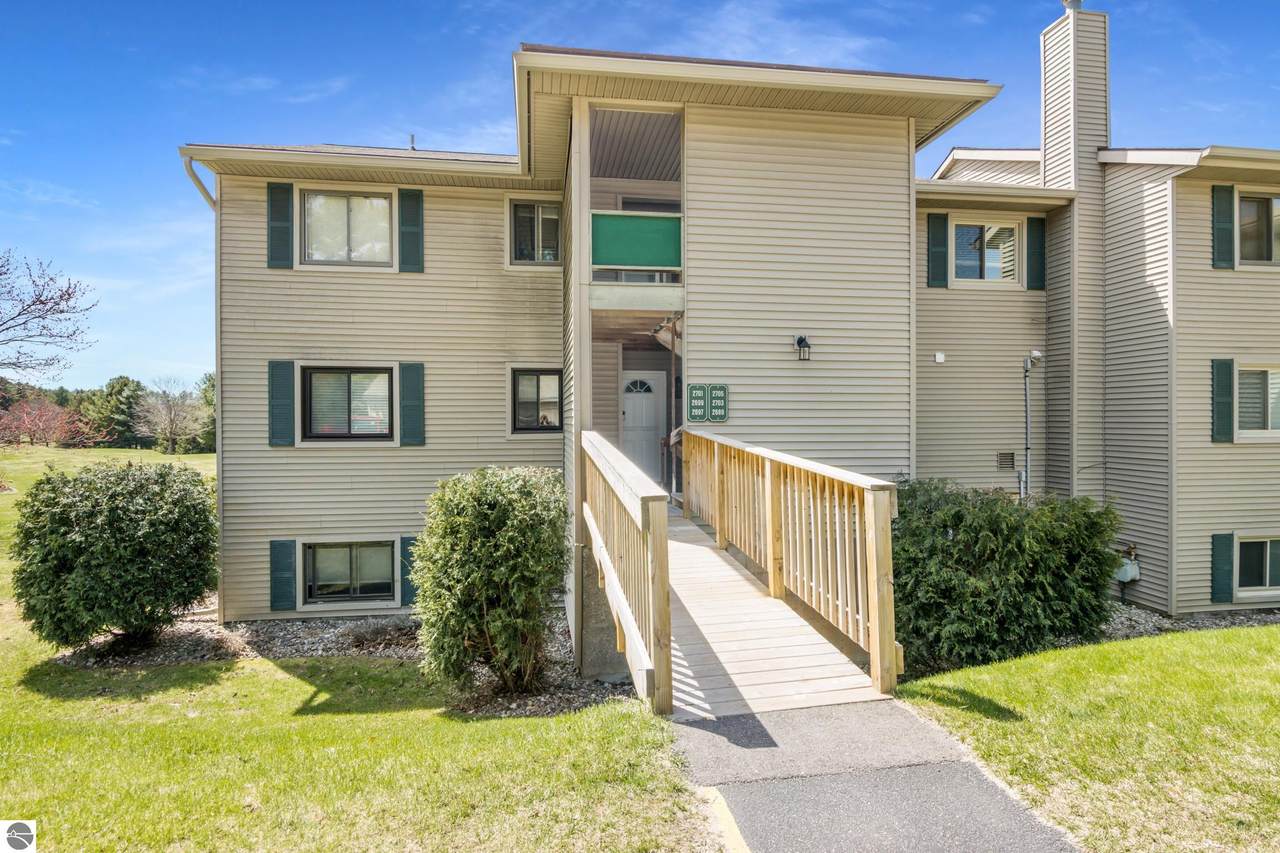 2703 Green Meadows Drive - Photo 1