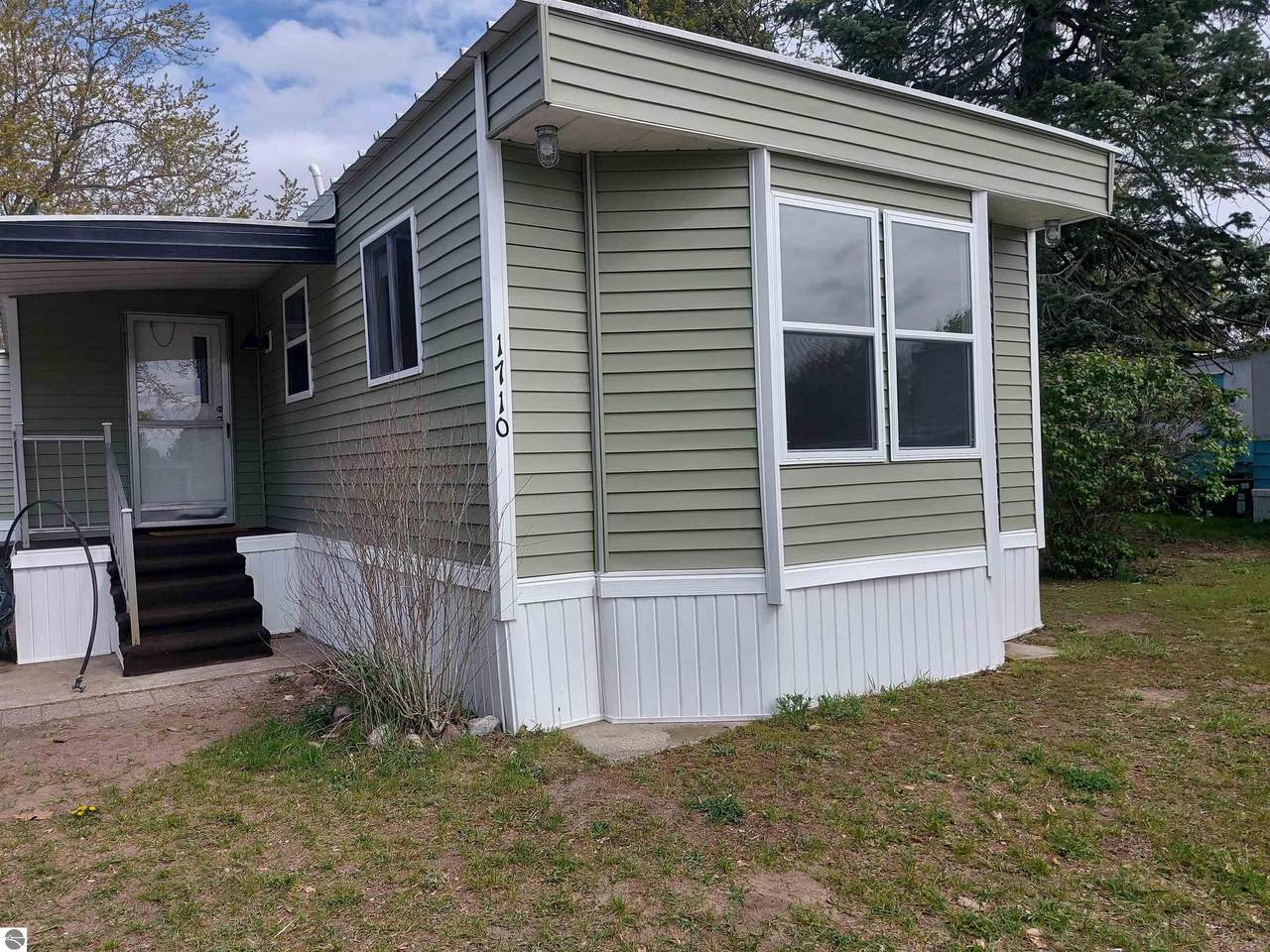 1710 Geraldton Place - Photo 1