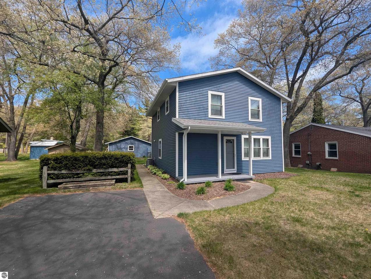 4967 Center - Photo 1