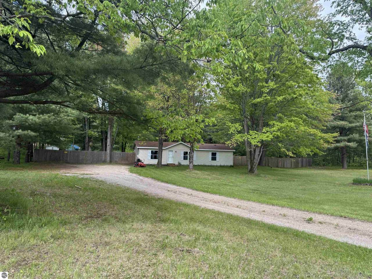 9850 Cadillac Drive - Photo 1