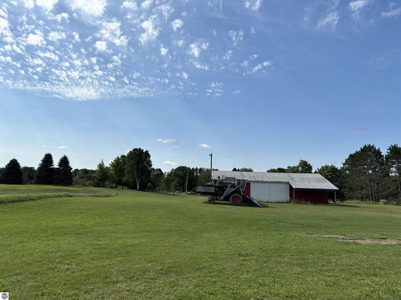 8809 Townline Road - Photo 1