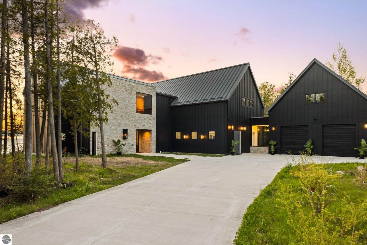 9371 Onominese Trail - Photo 1