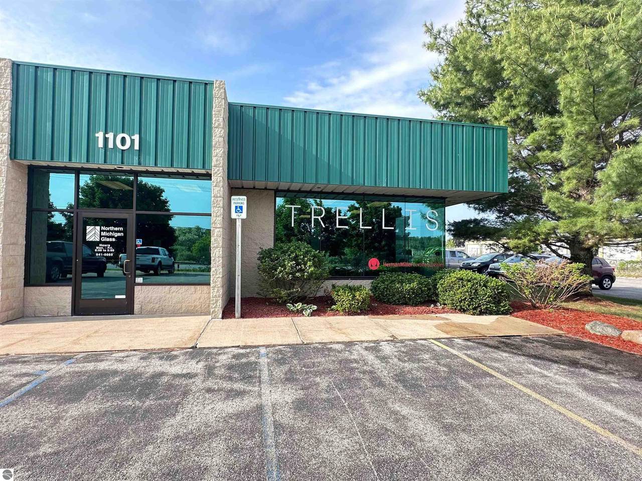 1101 Hammond Road - Photo 1