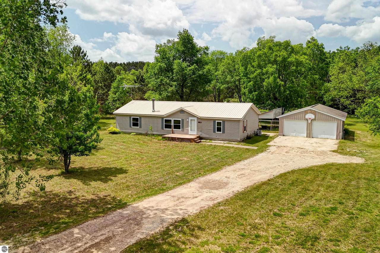 1227 Darke Road - Photo 1