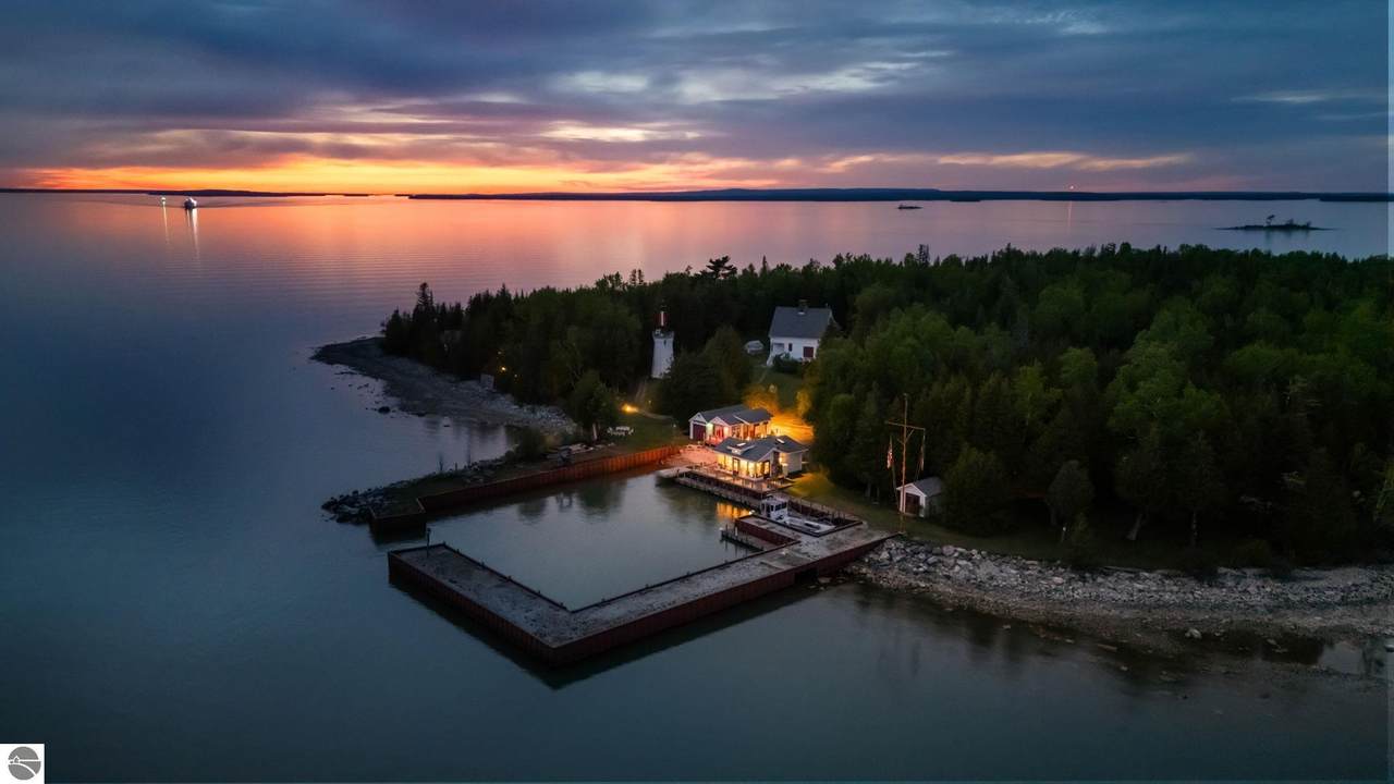 21500 Pipe Island - Photo 1