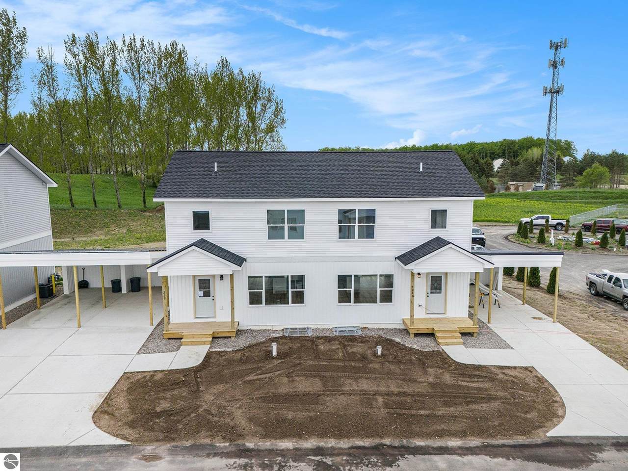 202 Thrive Boulevard - Photo 1