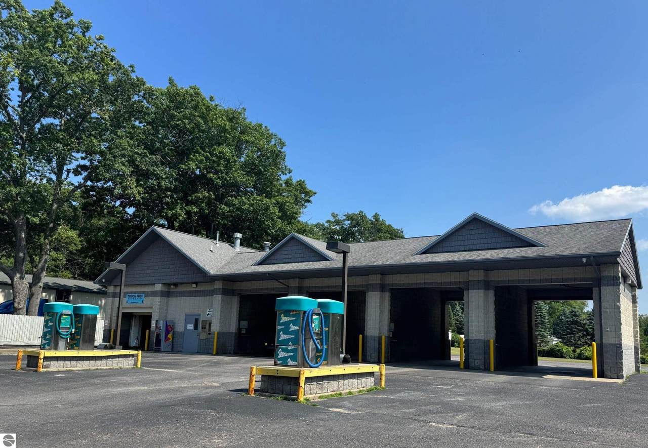 225 Houghton Lake Drive - Photo 1