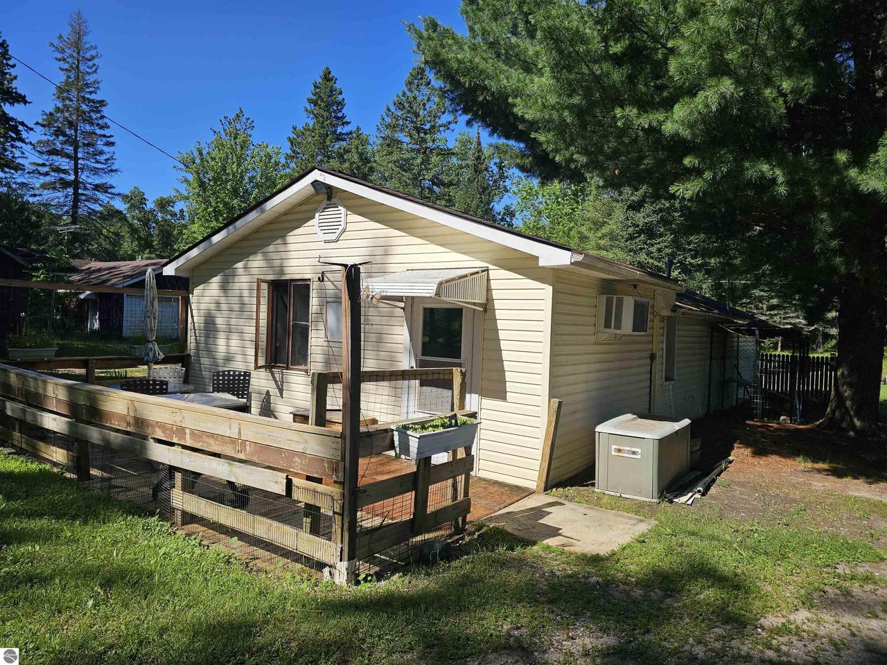 6152 Evergreen Drive - Photo 1