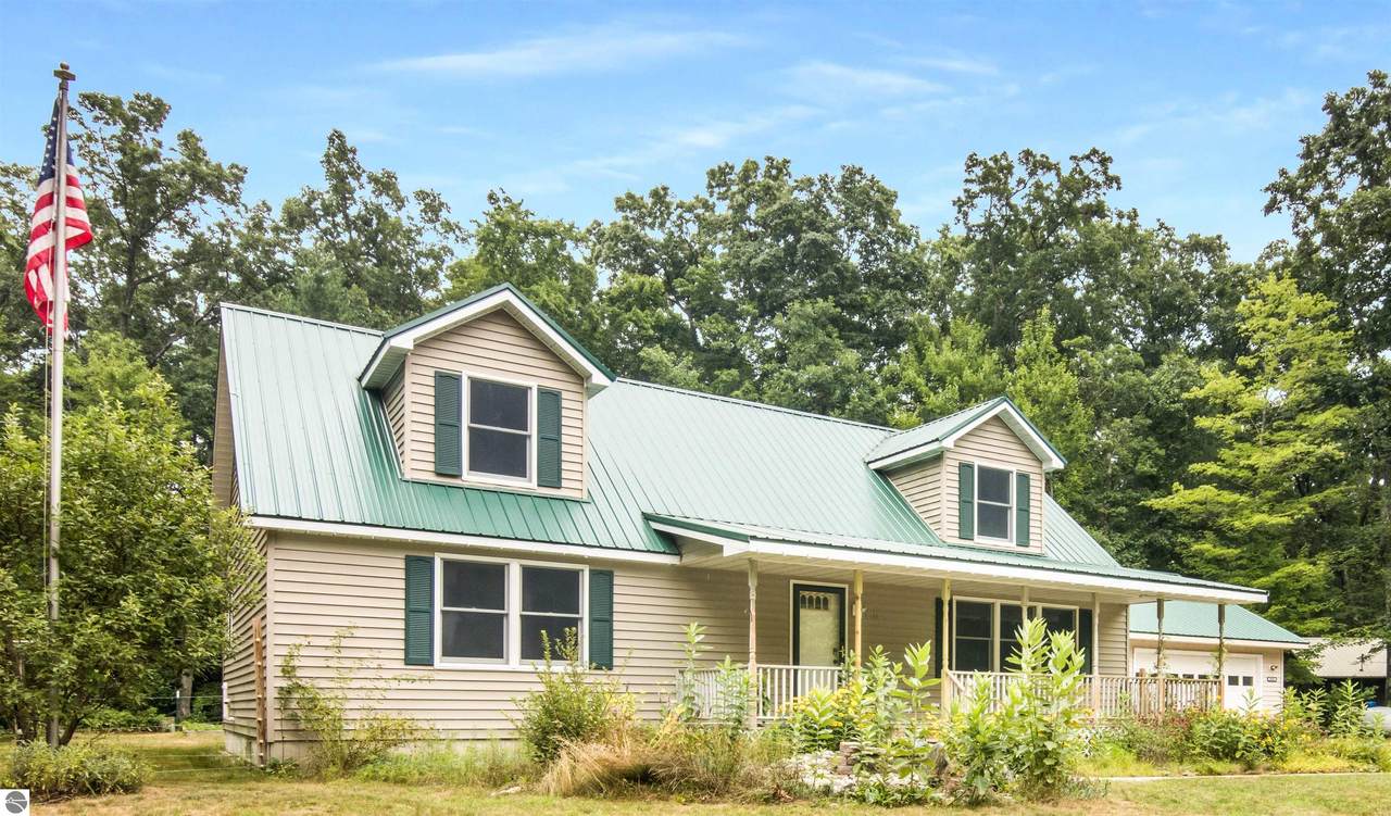 8964 Elbow Drive - Photo 1