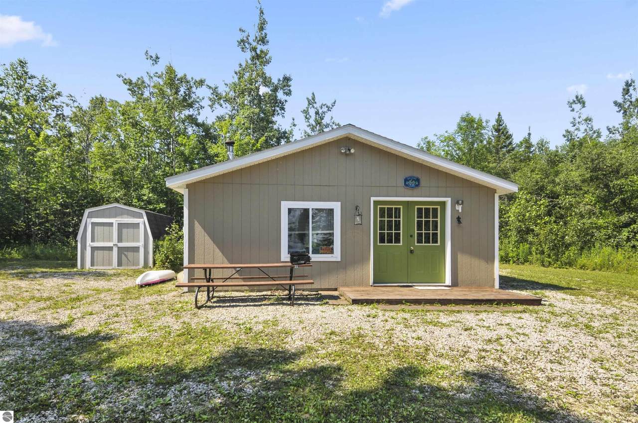 22542 Us-23 - Photo 1