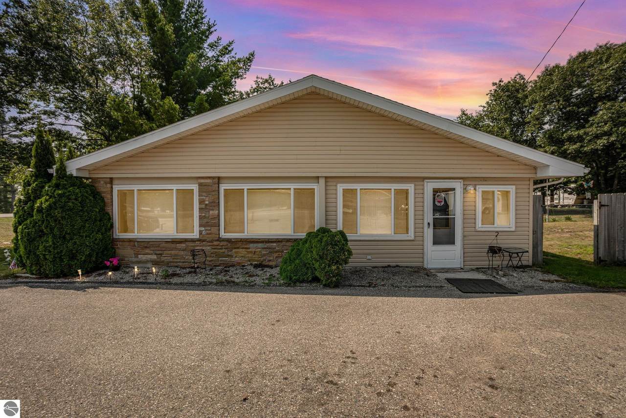 3497 Us-23 - Photo 1