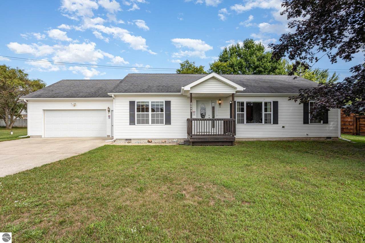 6644 Maple Street - Photo 1