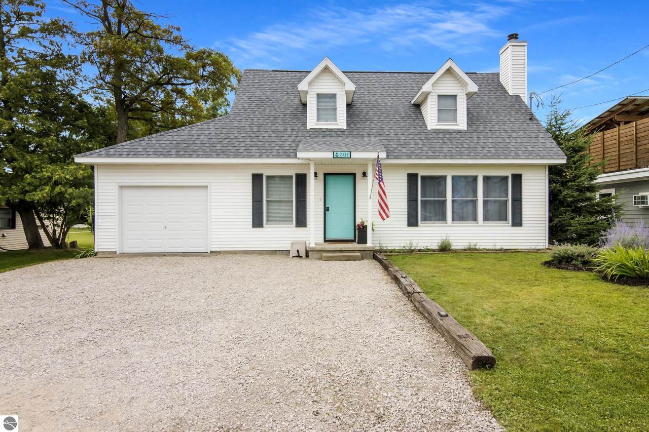 7515 Crystal Beach Road - Photo 1