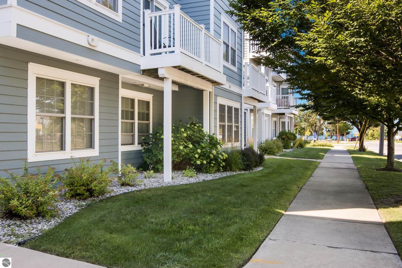 100 Hope Street - Photo 1