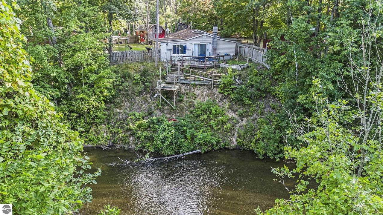 8538 Haskell Lake Road - Photo 1