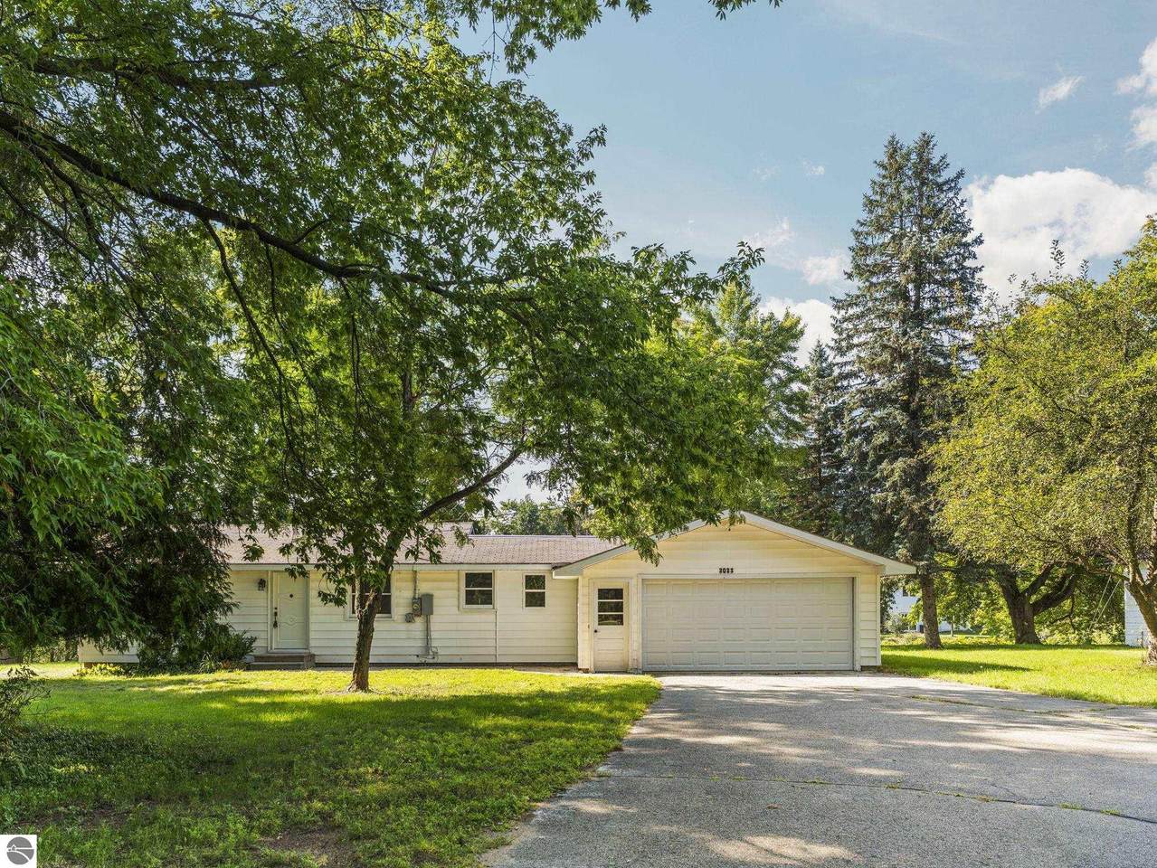 3033 Hartman Road - Photo 1