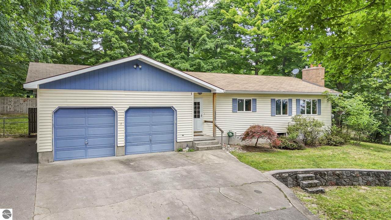 4761 Bartlett - Photo 1