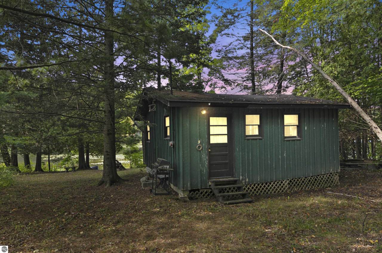 18750 Knapp Road - Photo 1