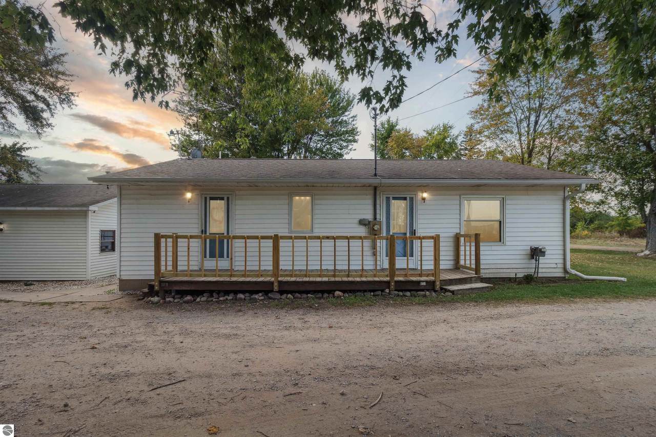 285 Hoffman Road - Photo 1