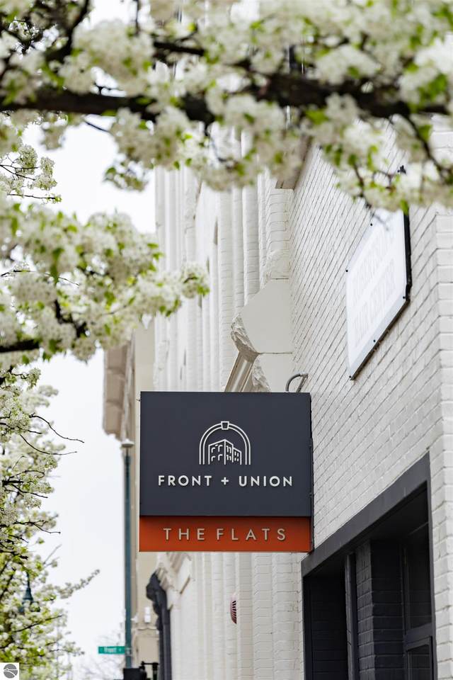 100 Front Street - Photo 1