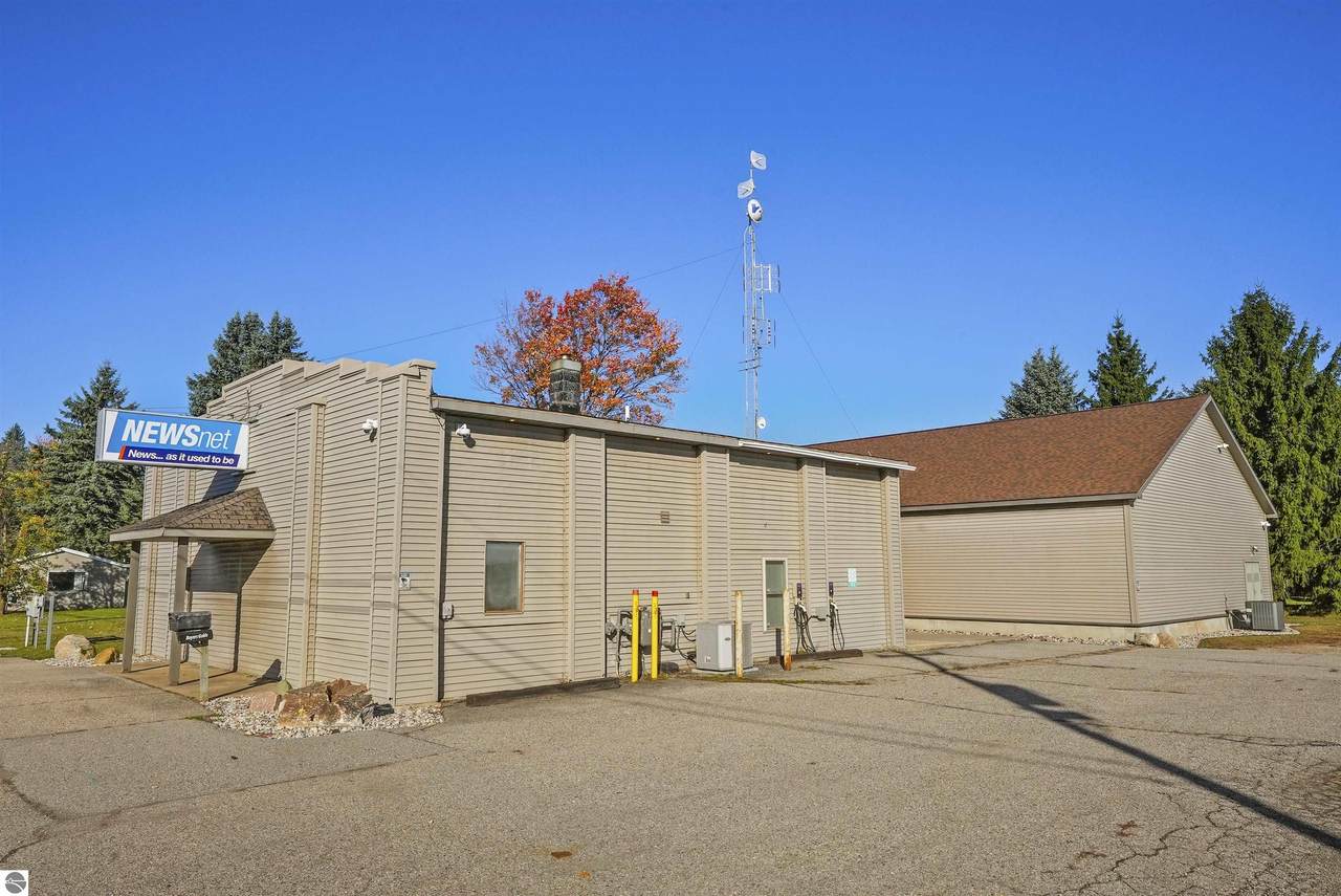 320 13th Street - Photo 1