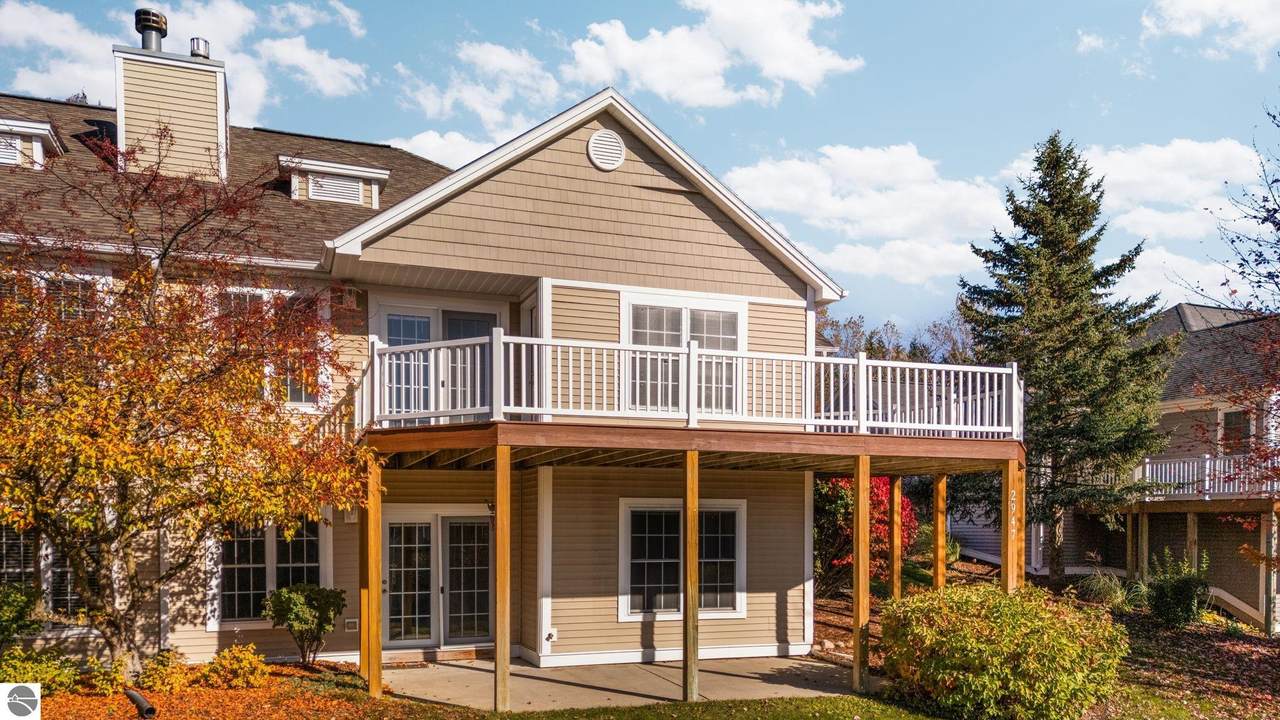 2947 Crown Pointe Drive - Photo 1