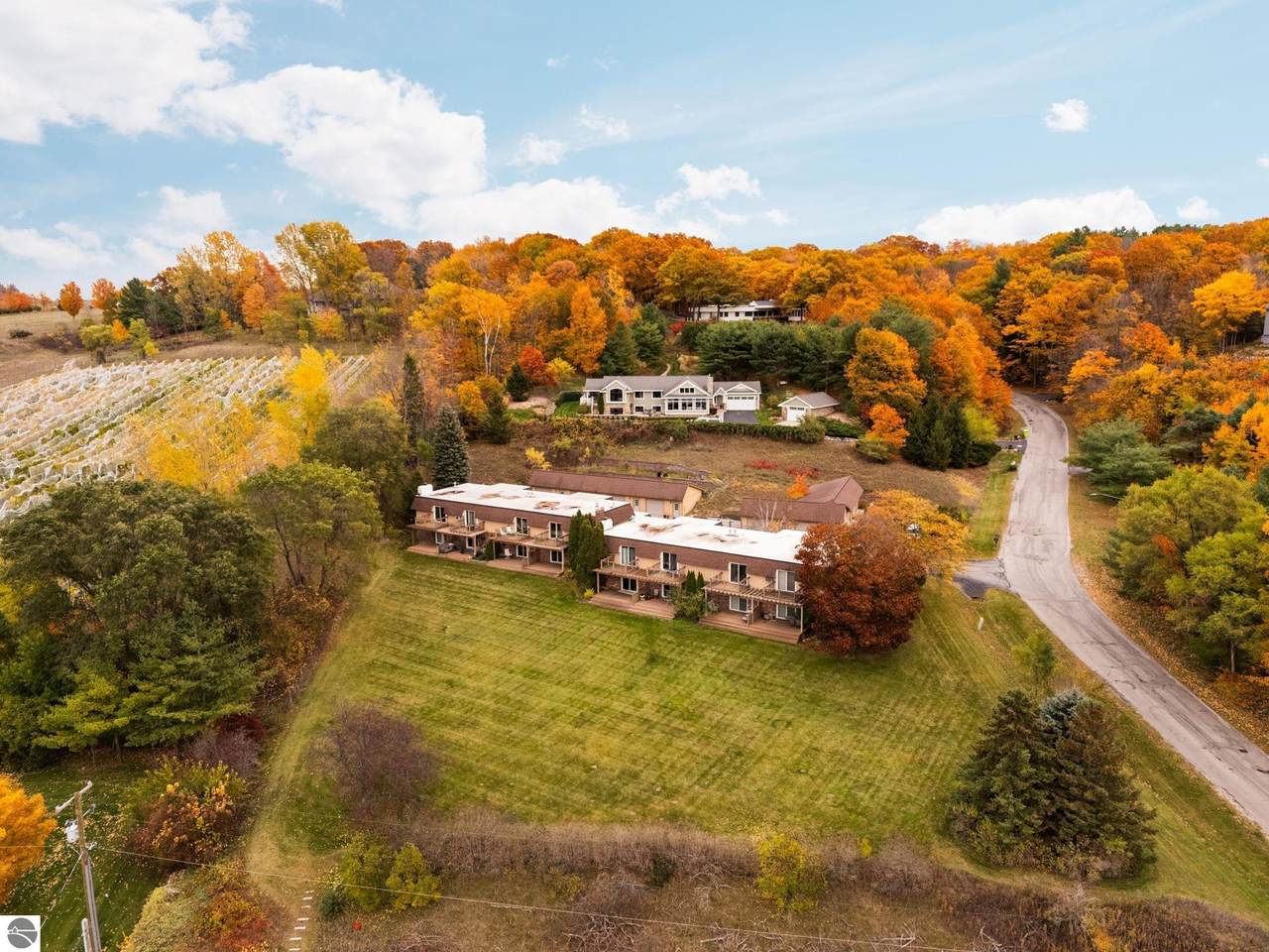 246 Peninsula Hills - Photo 1