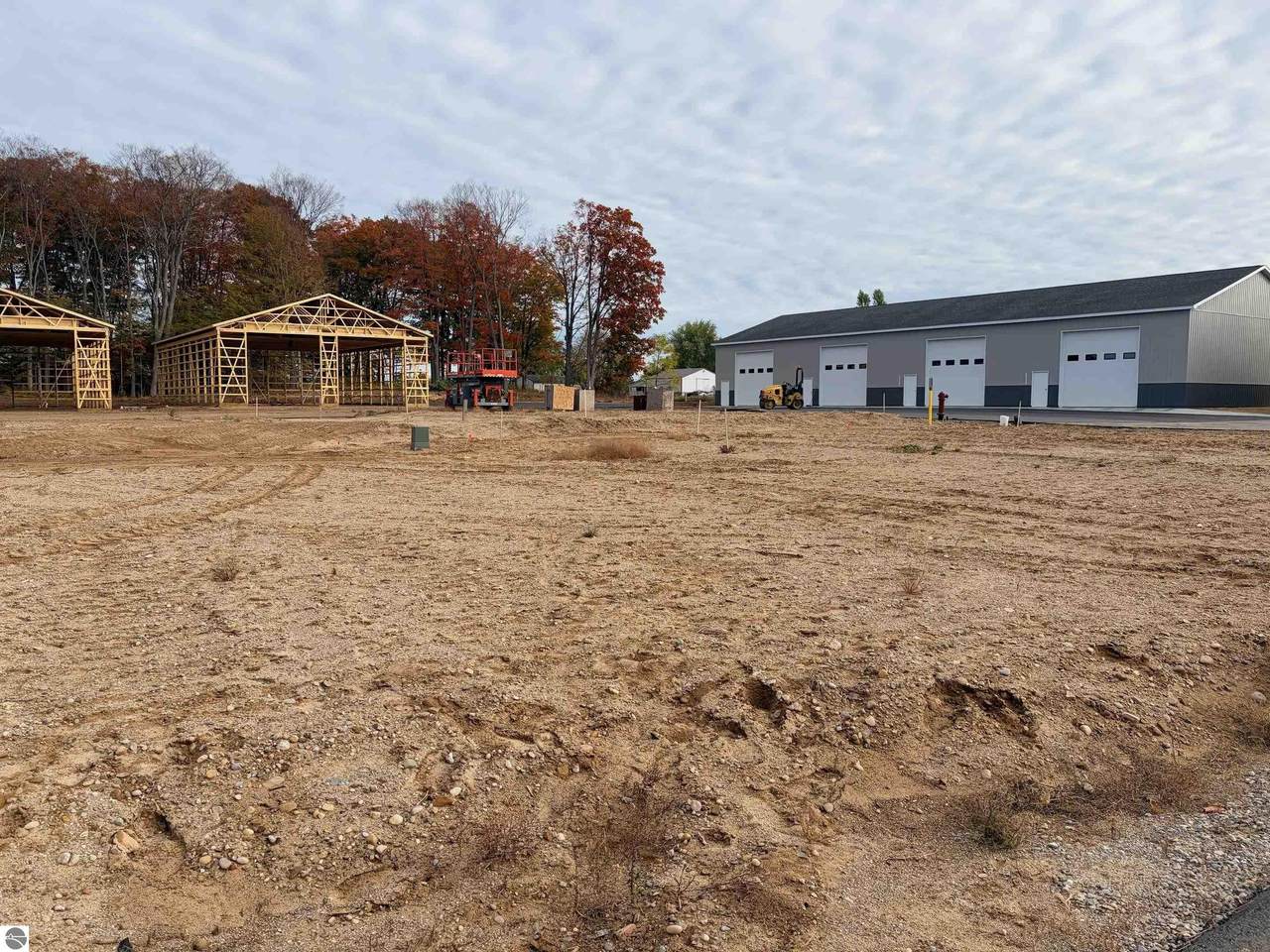 5839 Storage Loop Drive - Photo 1