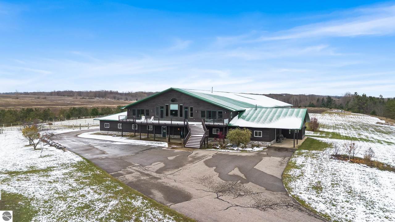 130 Peninsula - Photo 1