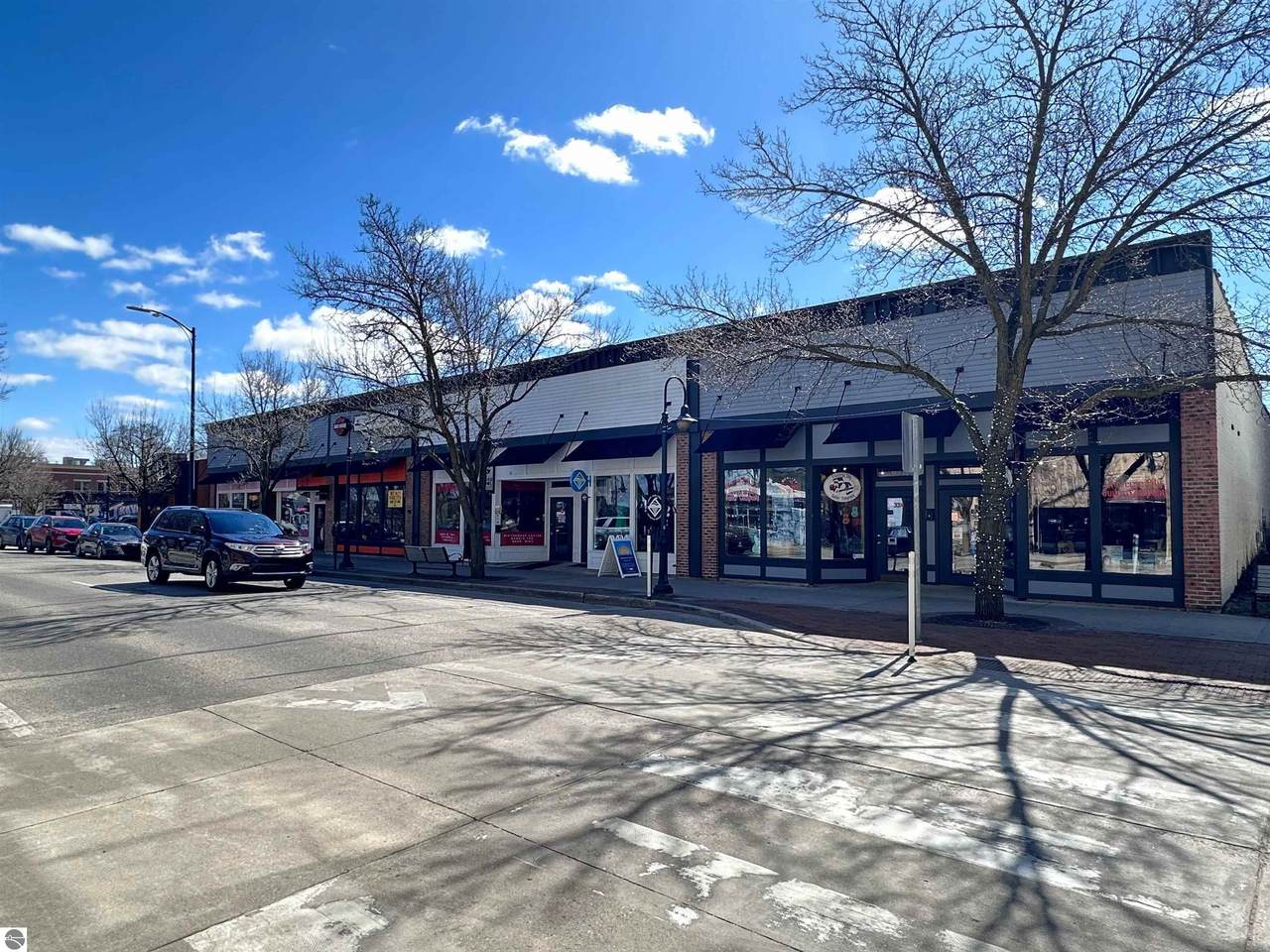 324 Front Street - Photo 1