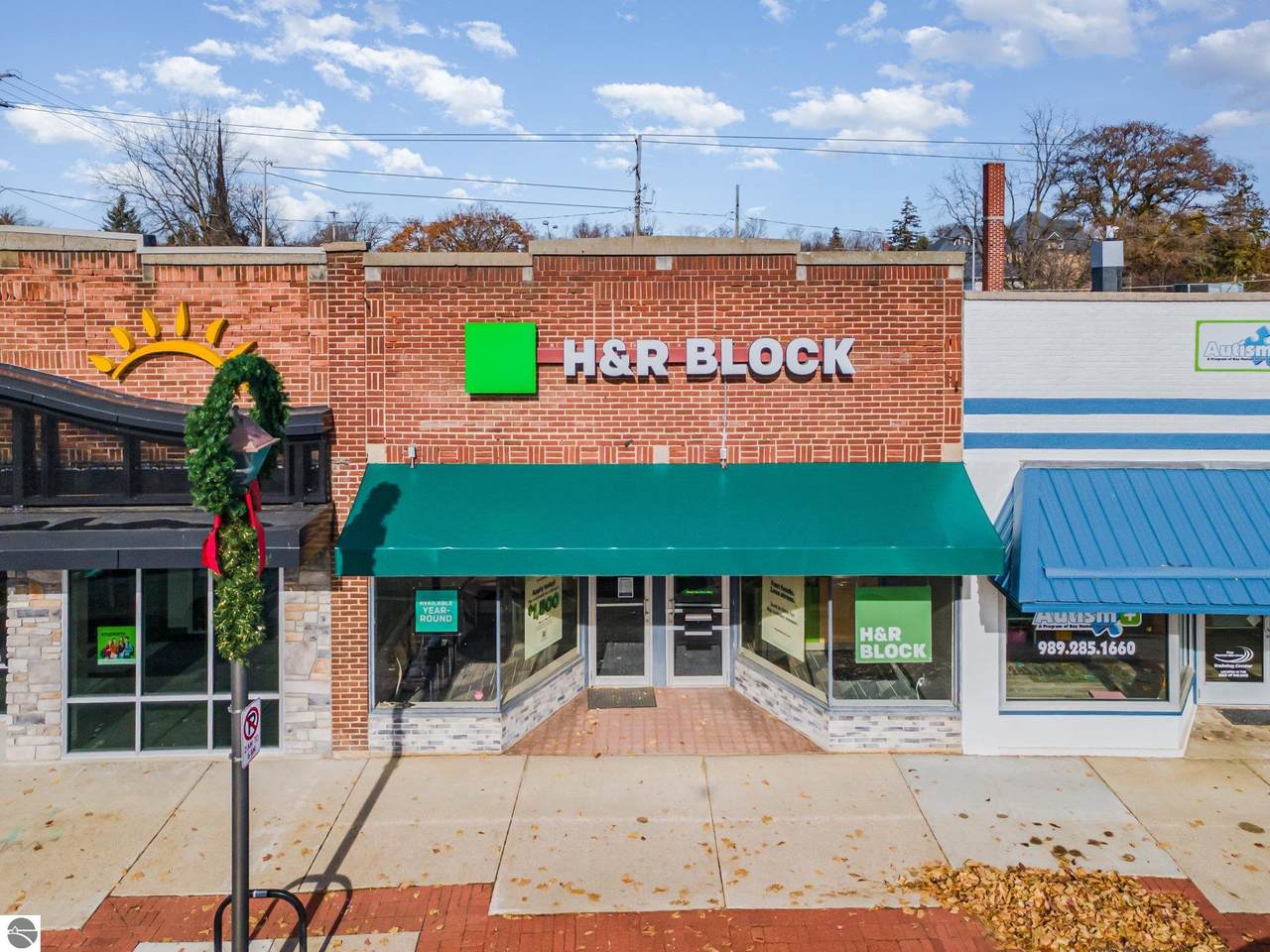 128 Superior Street - Photo 1