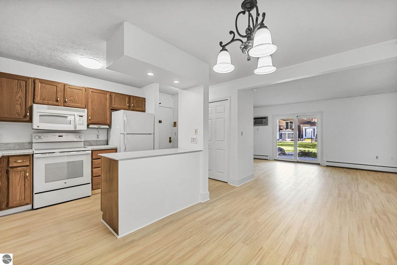 540 Georgetown Drive - Photo 1