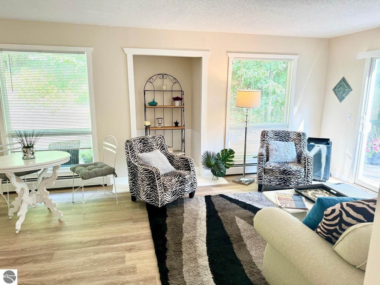 6031 Brackett Road - Photo 1